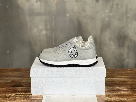 DIOR SNEAKER