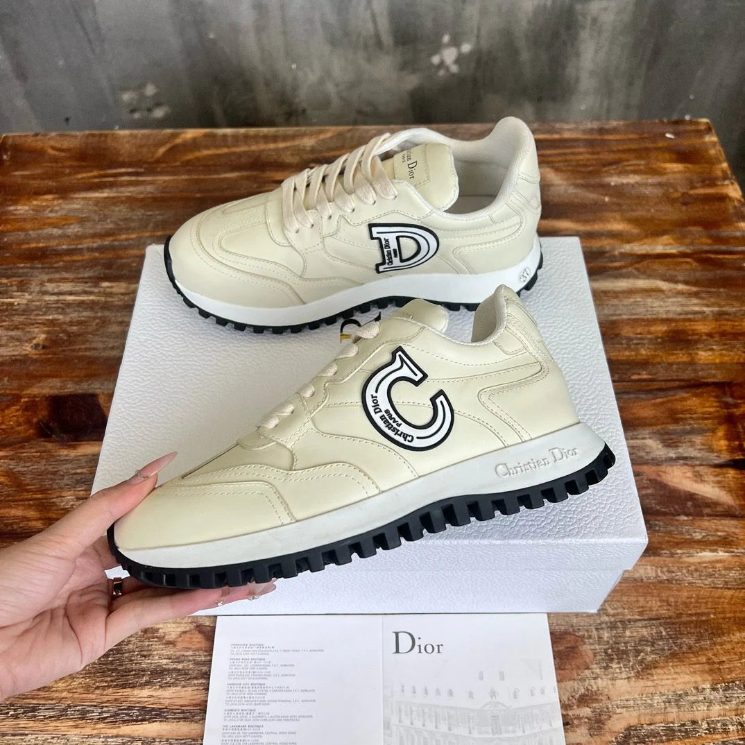 DIOR SNEAKER