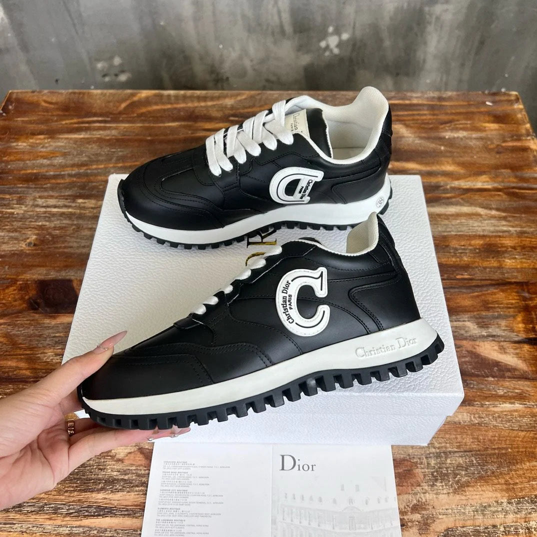 DIOR SNEAKER