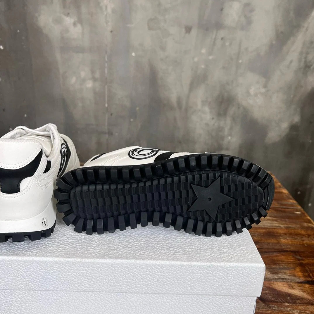 DIOR SNEAKER