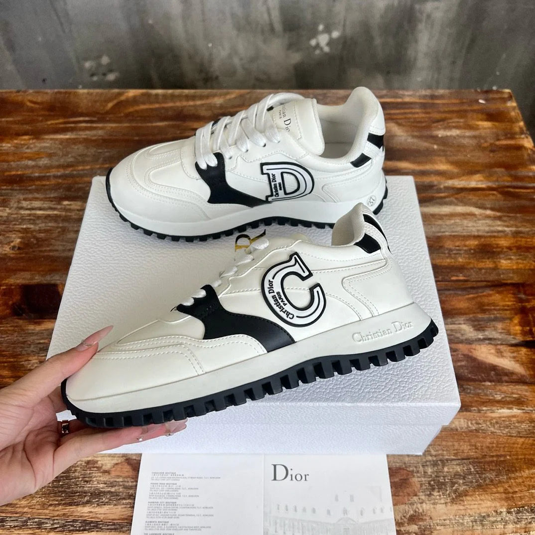 DIOR SNEAKER
