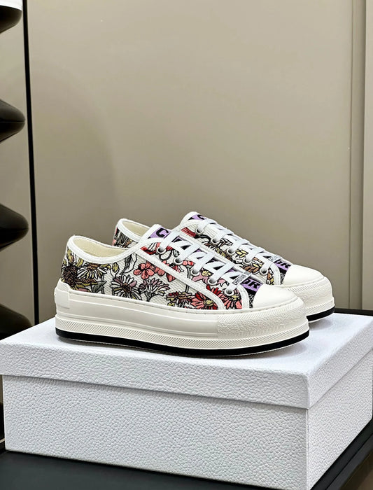 DIOR SNEAKER