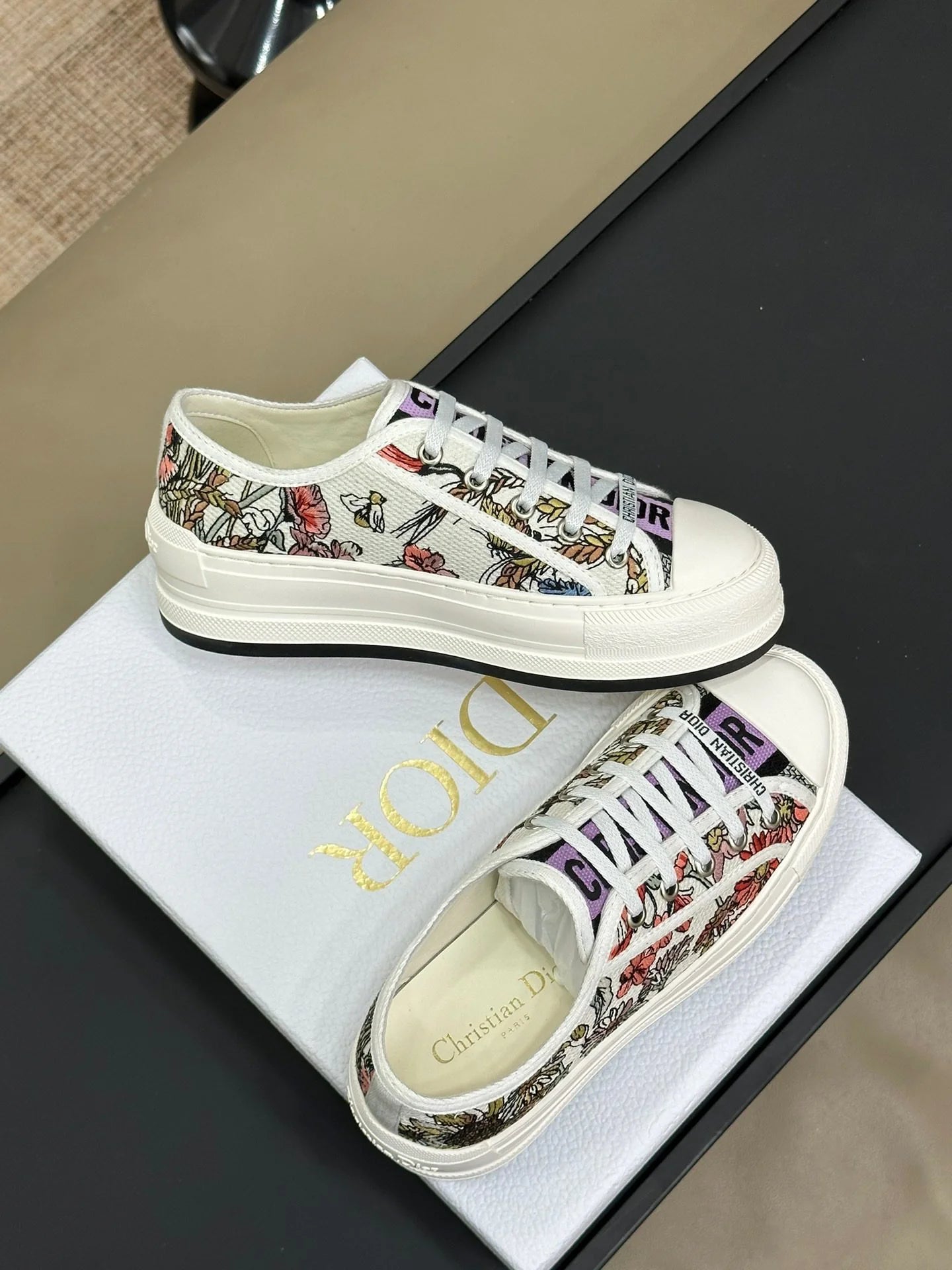 DIOR SNEAKER