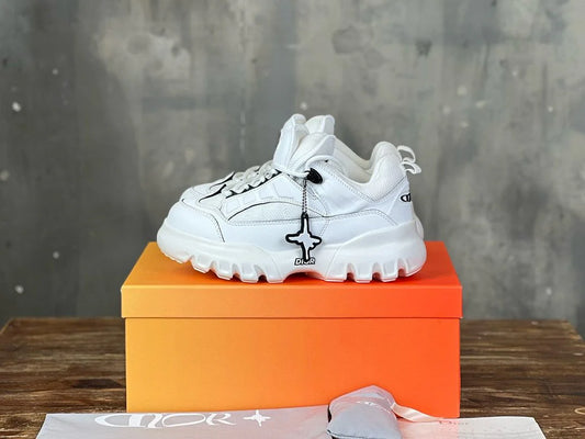 DIOR SNEAKER