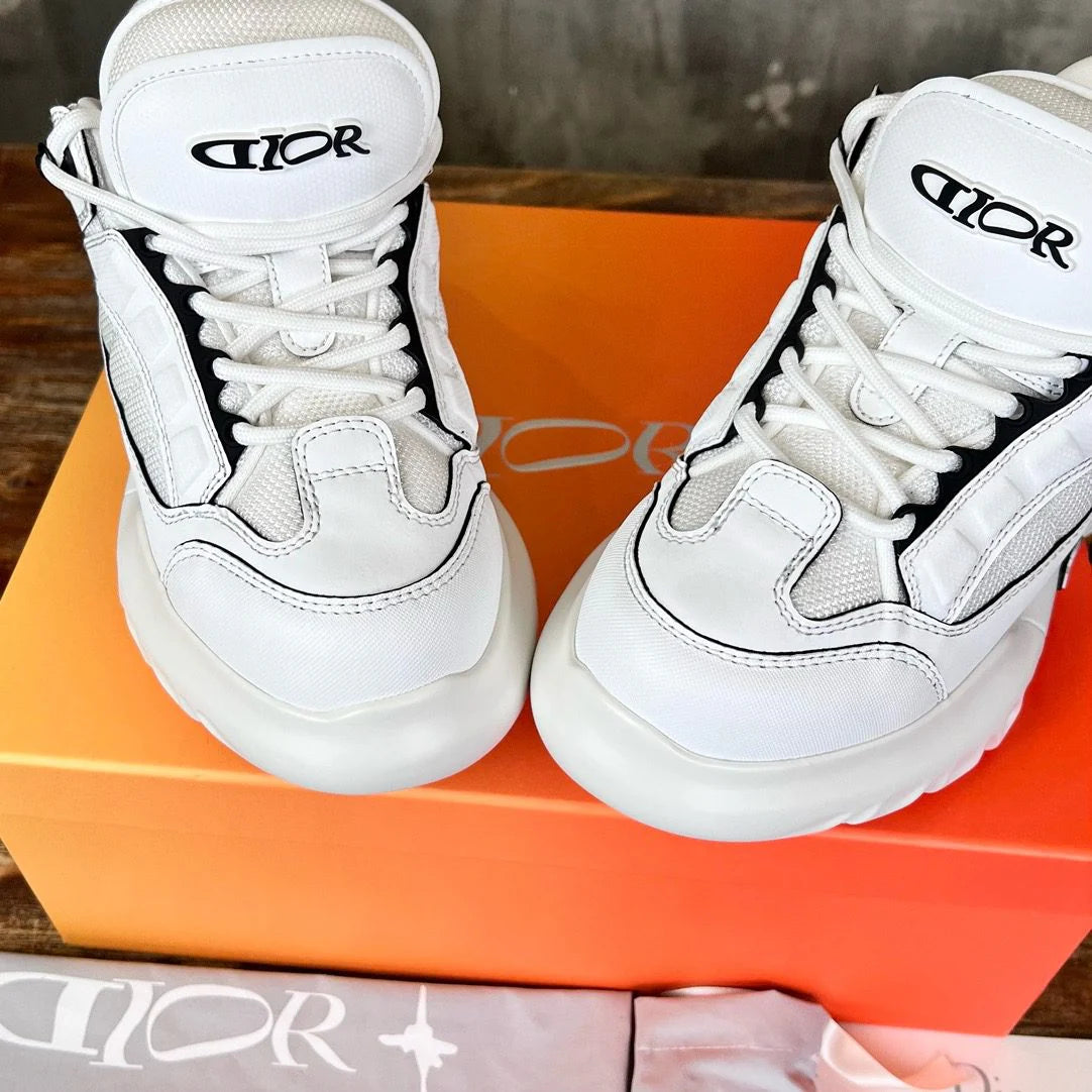 DIOR SNEAKER