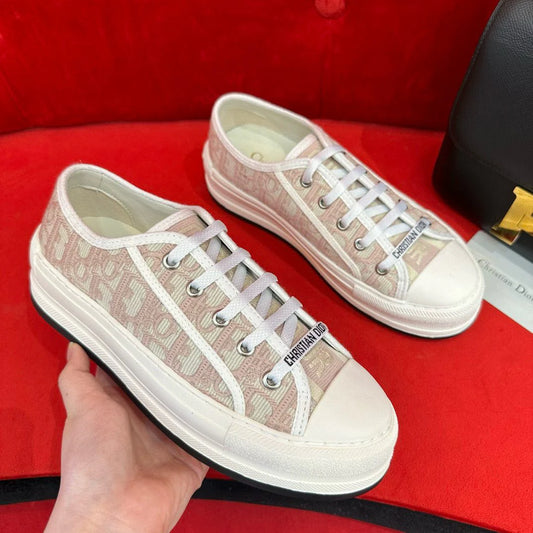 DIOR SNEAKER