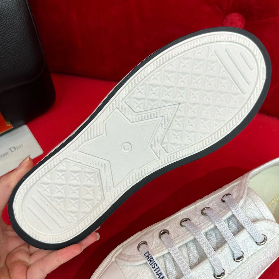 DIOR SNEAKER