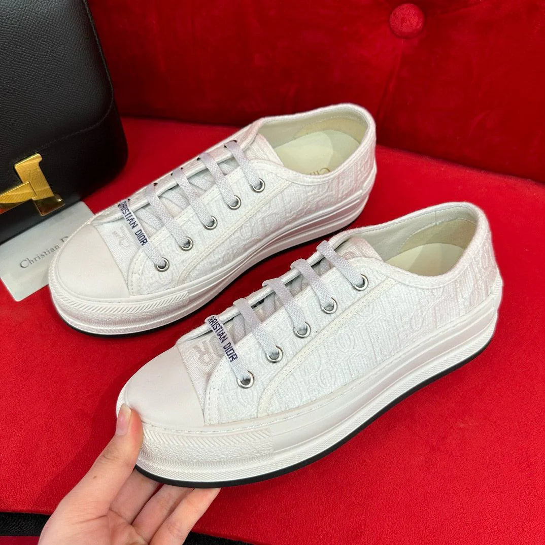 DIOR SNEAKER
