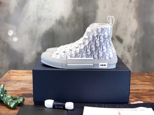 DIOR SNEAKER