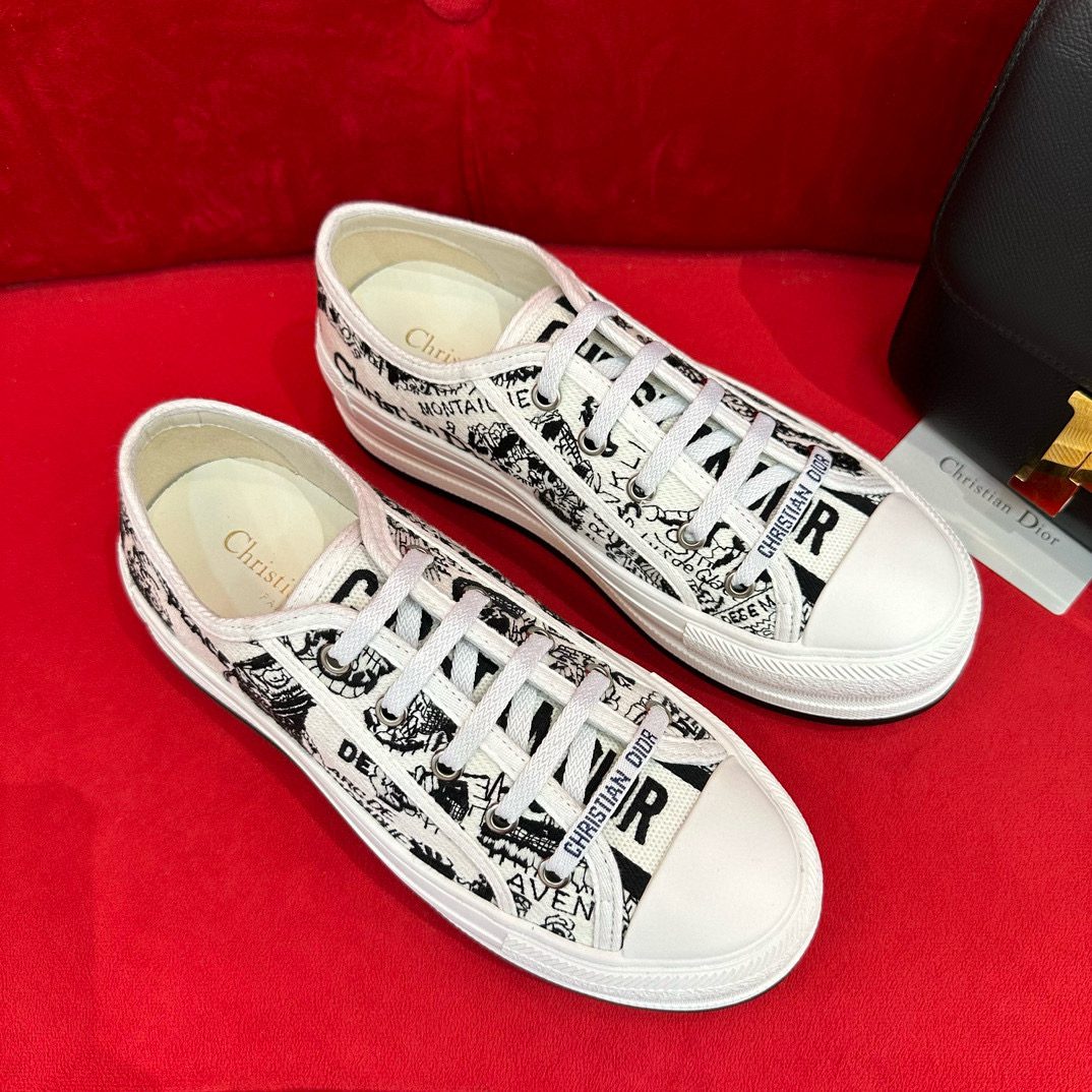 DIOR SNEAKER