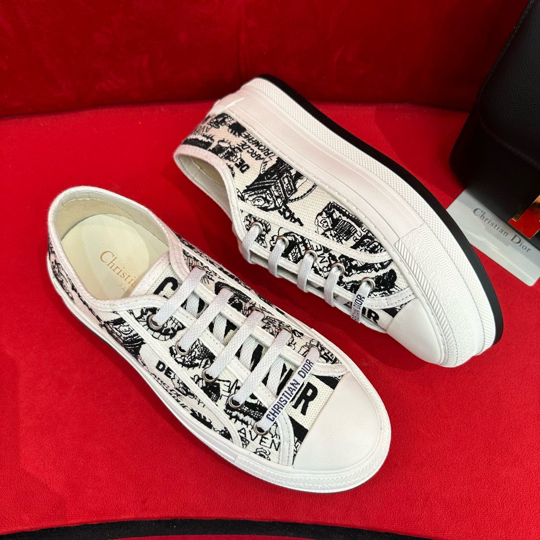 DIOR SNEAKER