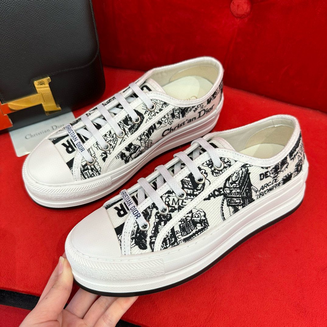 DIOR SNEAKER