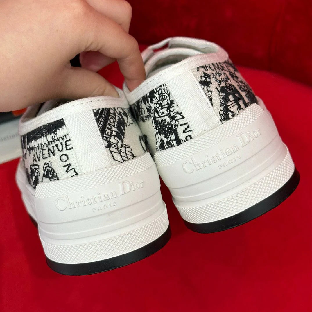 DIOR SNEAKER