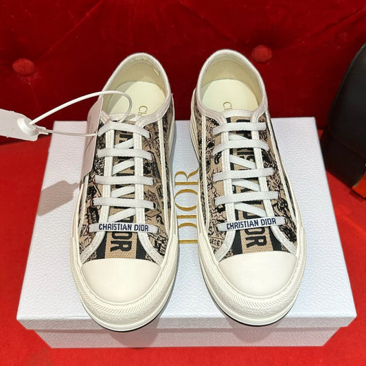 DIOR SNEAKER