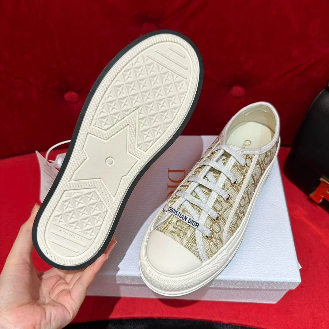 DIOR SNEAKER