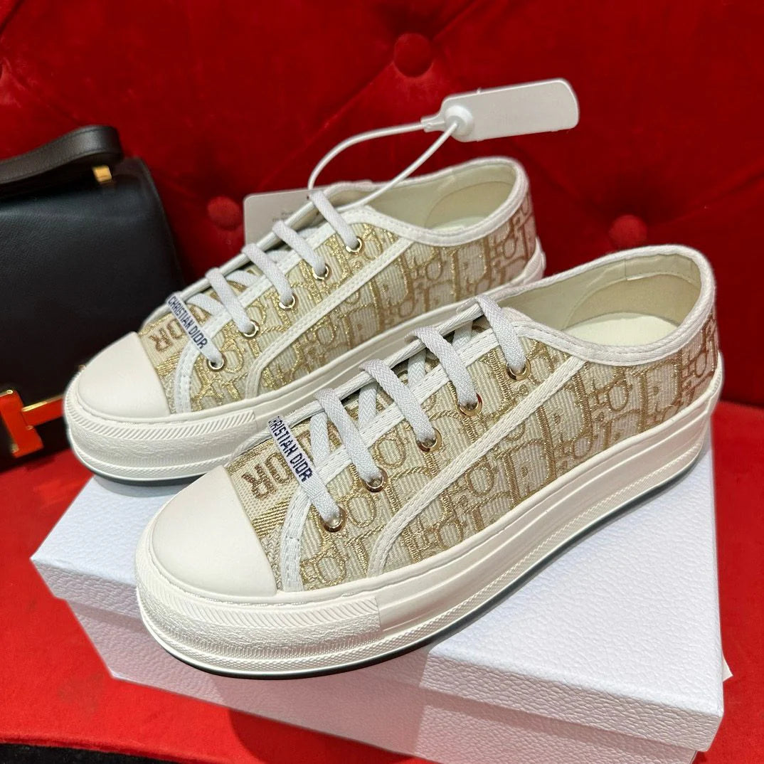 DIOR SNEAKER