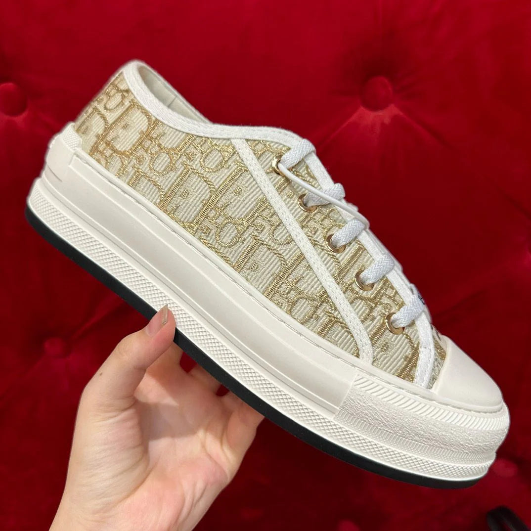 DIOR SNEAKER