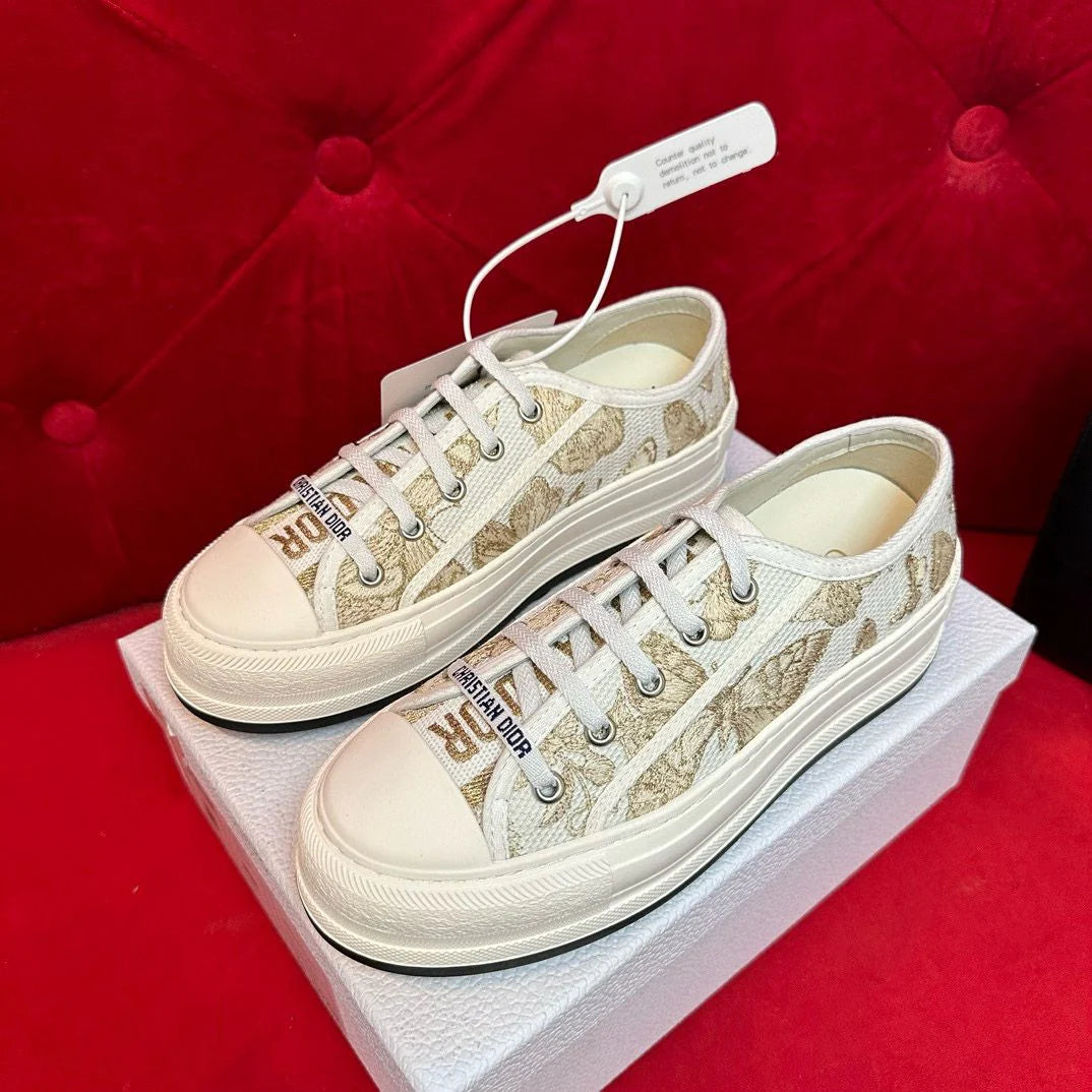 DIOR SNEAKER