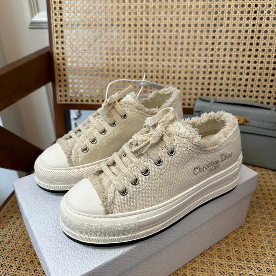 DIOR SNEAKER