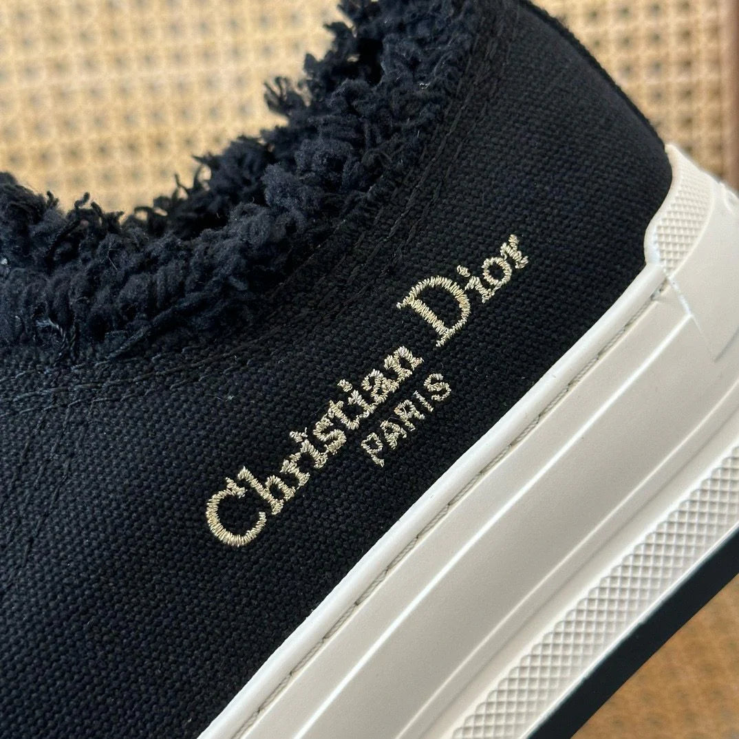 DIOR SNEAKER
