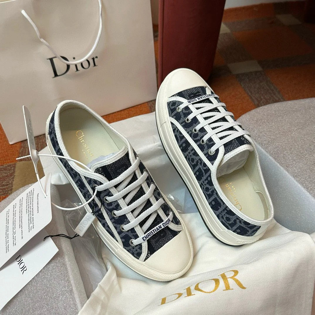 DIOR SNEAKER