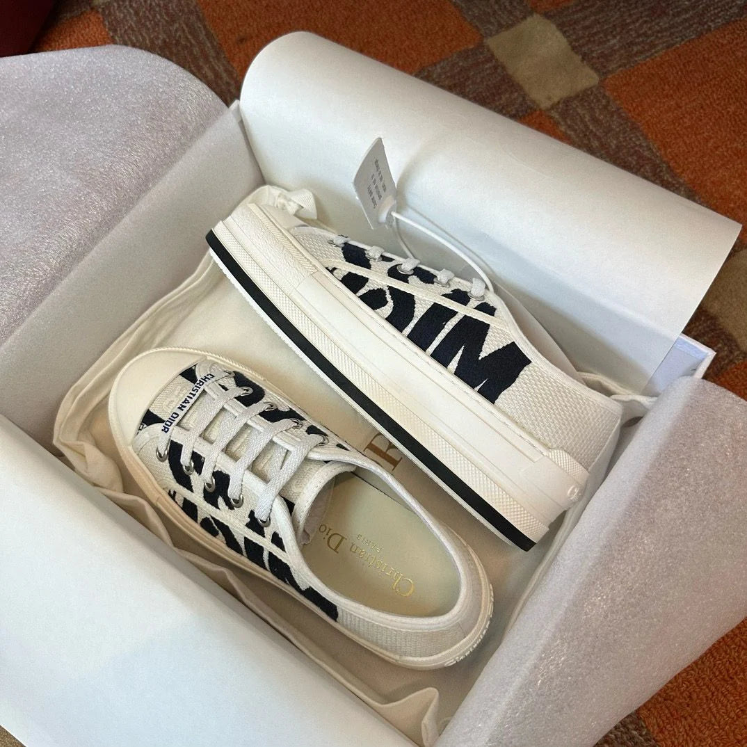 DIOR SNEAKER