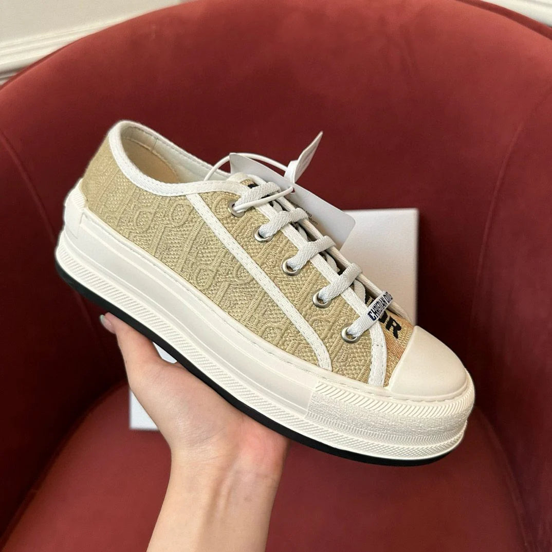DIOR SNEAKER