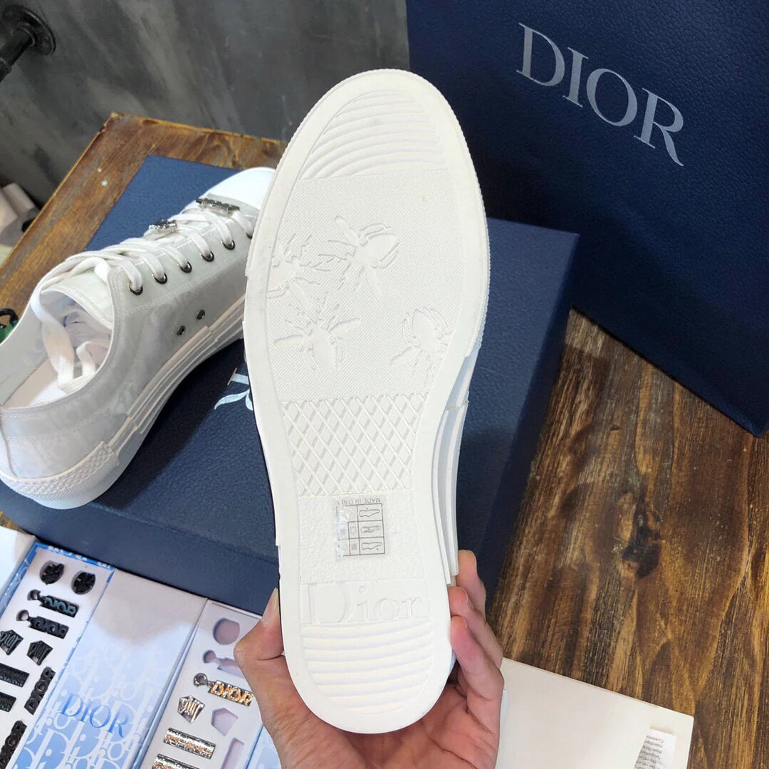 DIOR SNEAKER