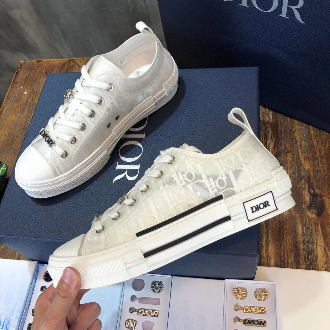 DIOR SNEAKER