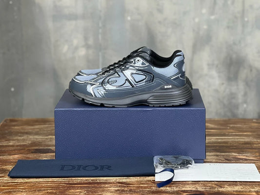 DIOR SNEAKER