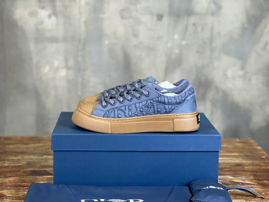 DIOR SNEAKER