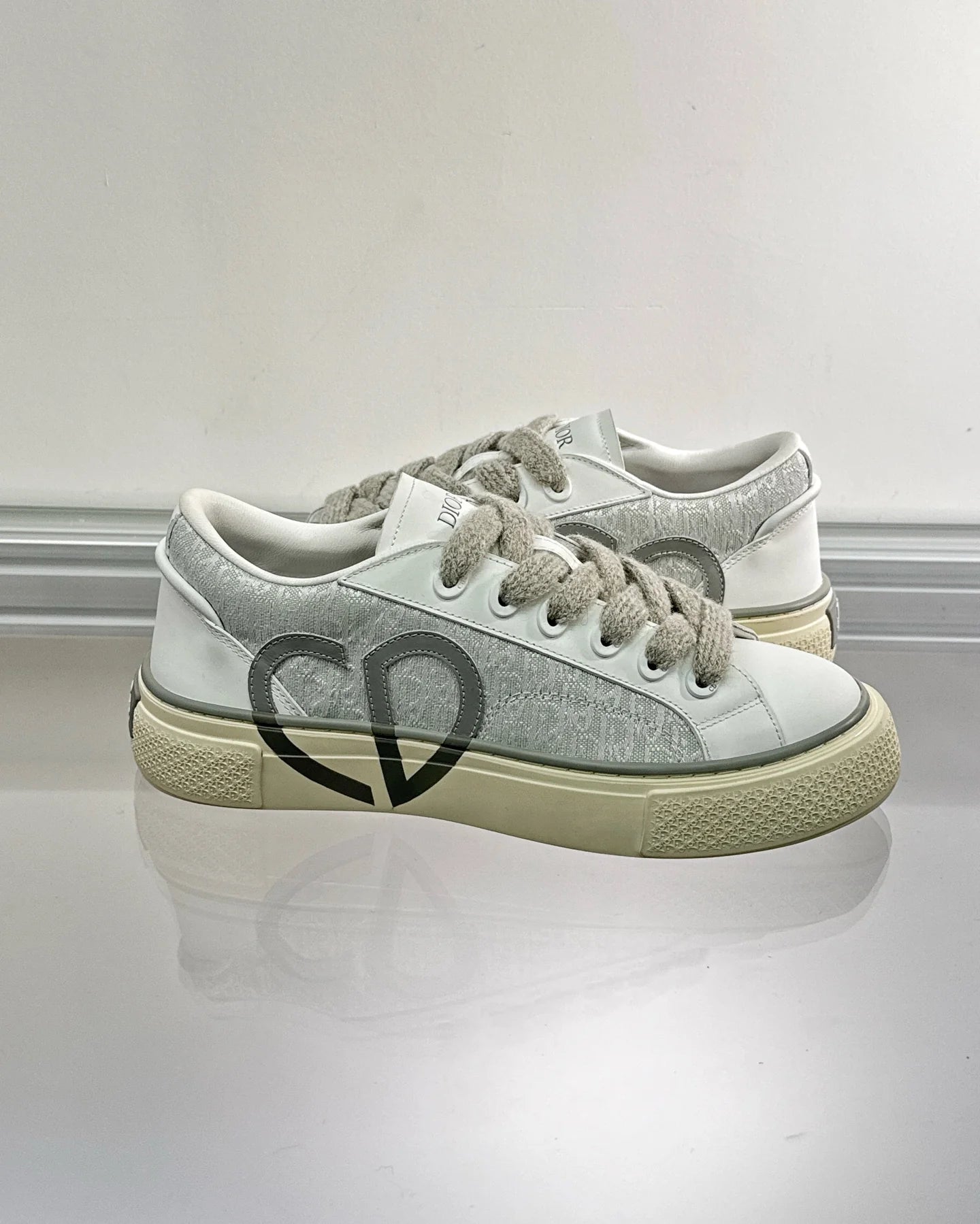 DIOR SNEAKER