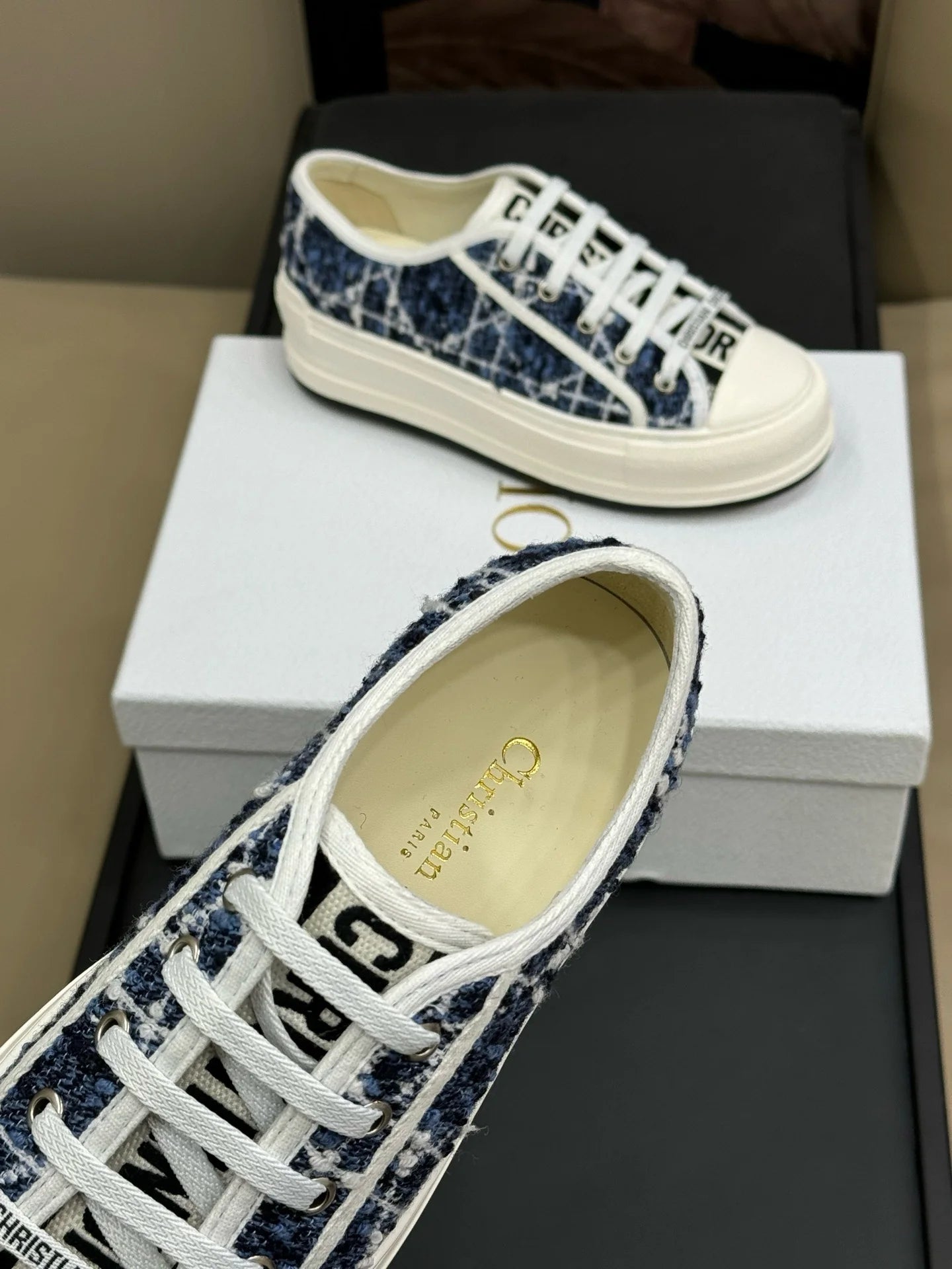 DIOR SNEAKER