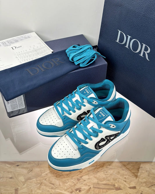 DIOR SNEAKER