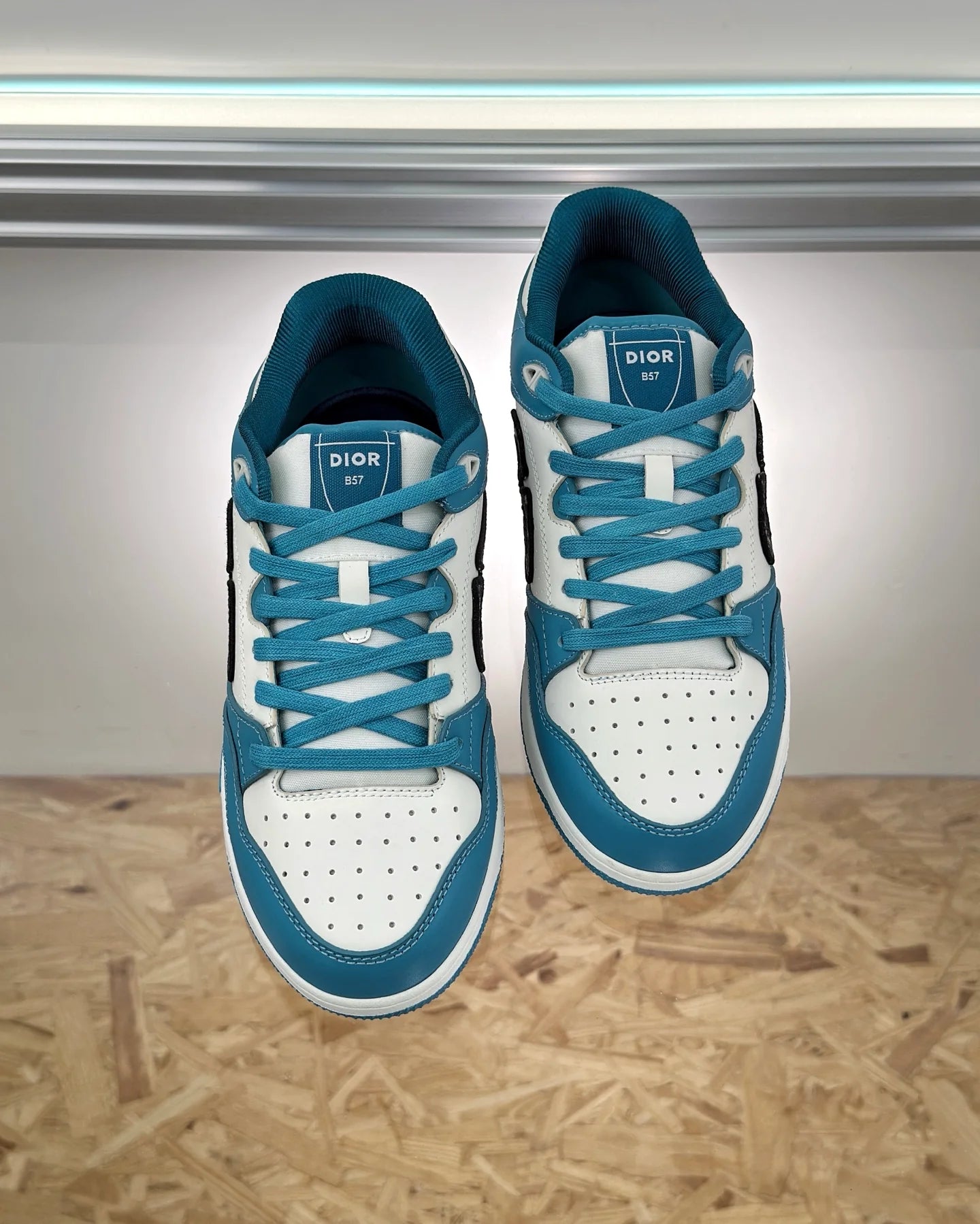 DIOR SNEAKER