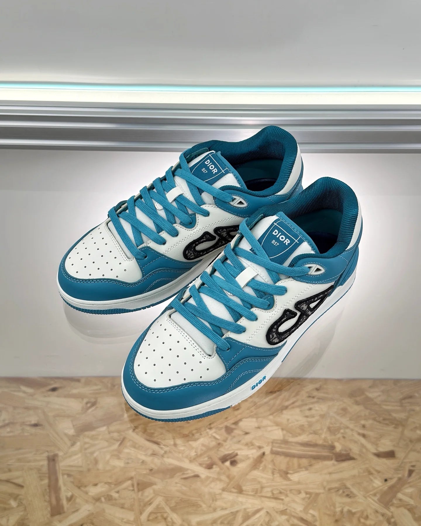 DIOR SNEAKER