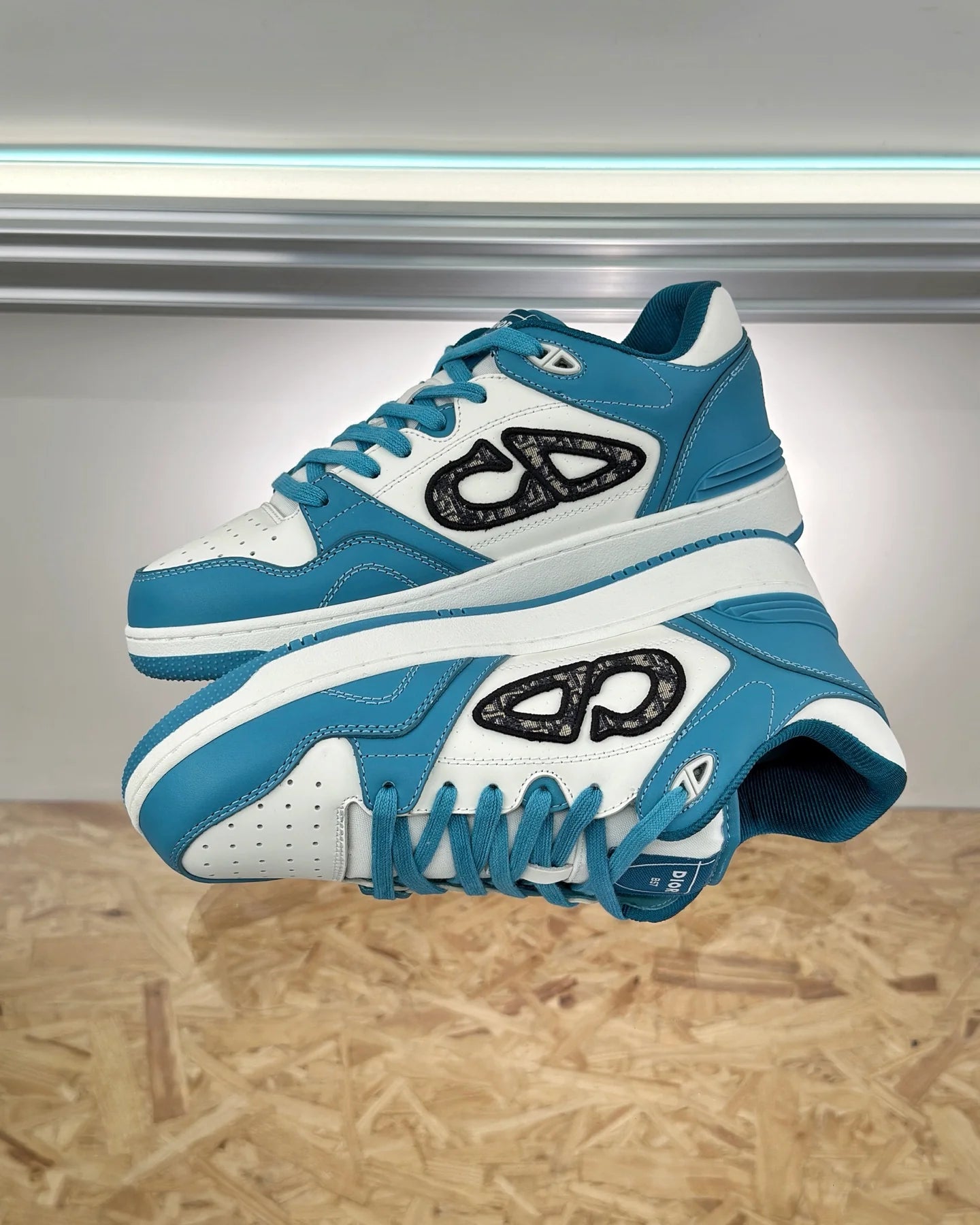 DIOR SNEAKER