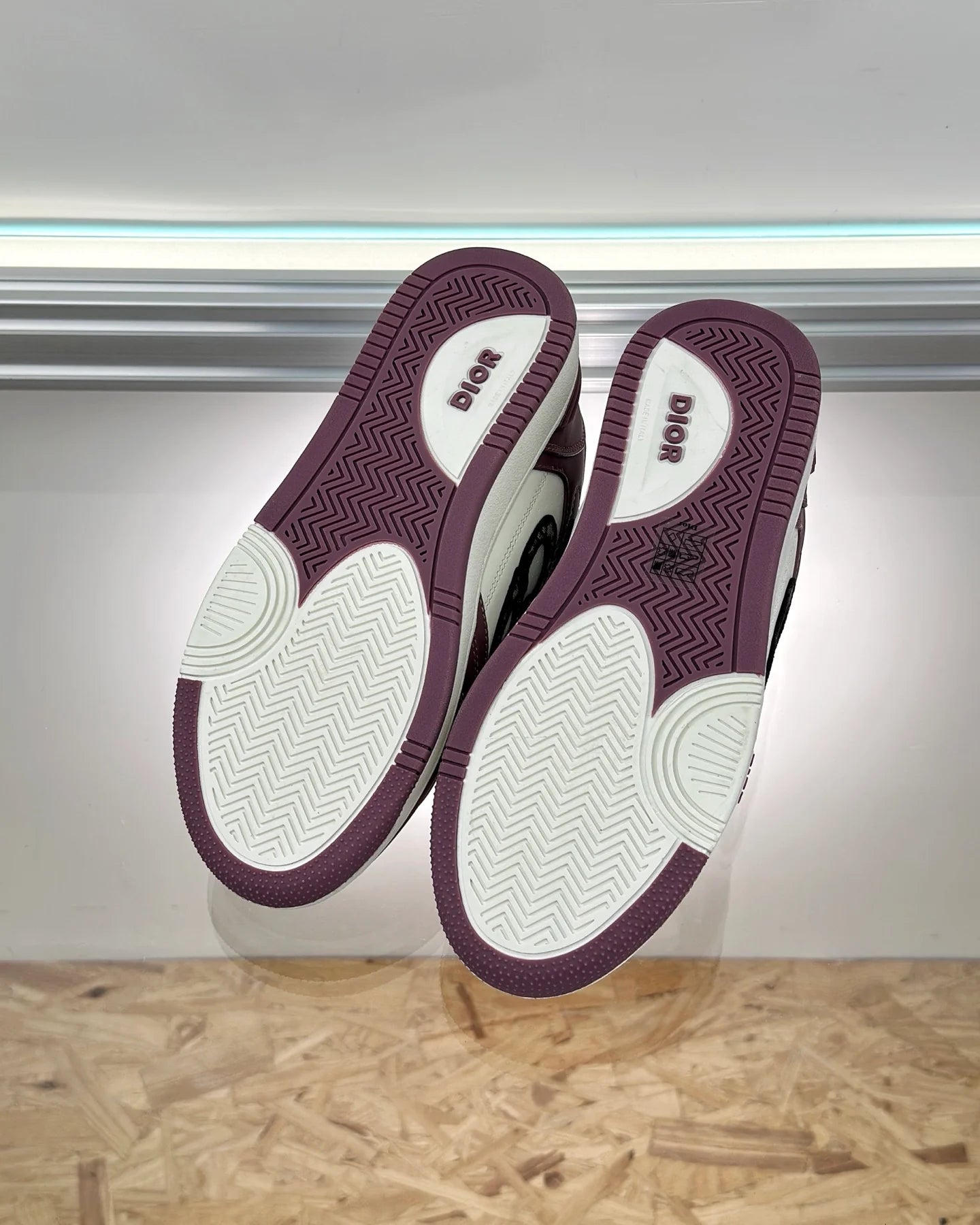 DIOR SNEAKER