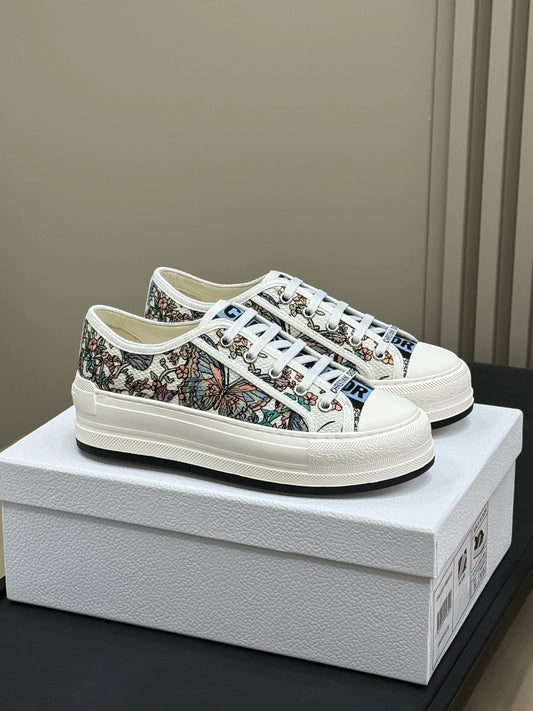 DIOR SNEAKER