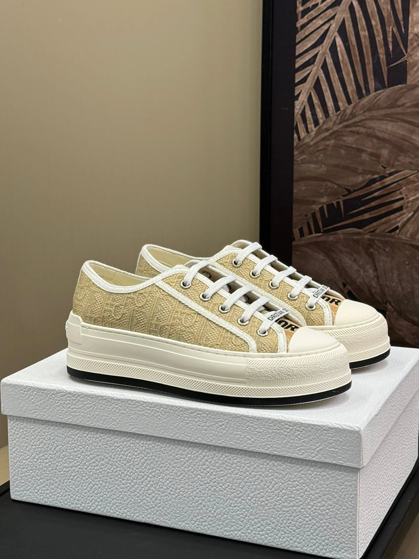 DIOR SNEAKER