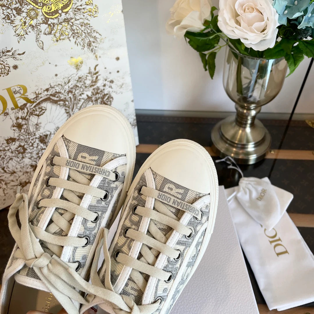 DIOR SNEAKER