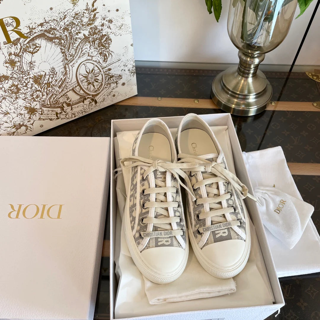 DIOR SNEAKER