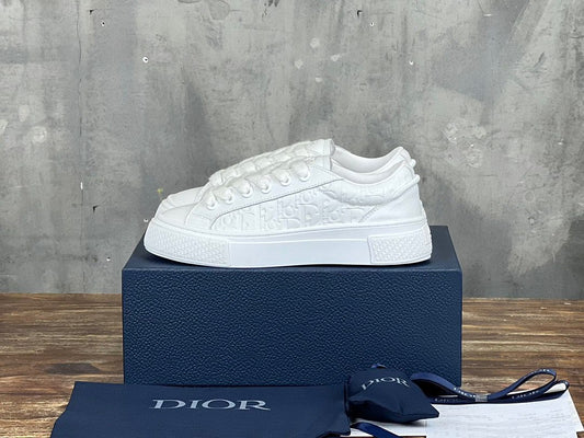DIOR SNEAKER