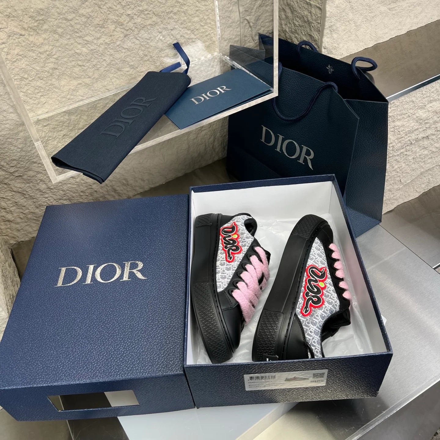 DIOR SNEAKER
