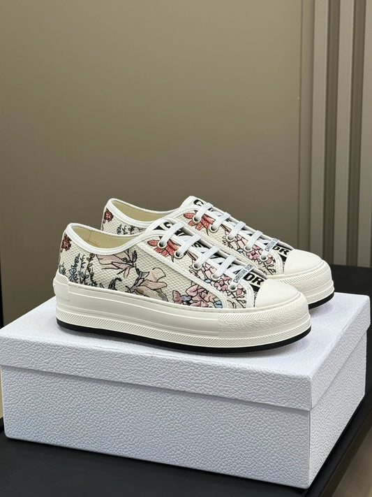 DIOR SNEAKER