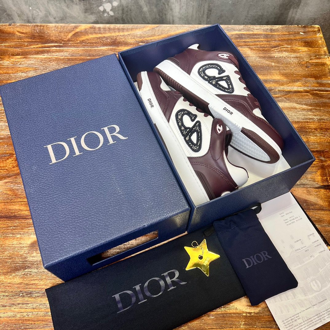 DIOR SNEAKER