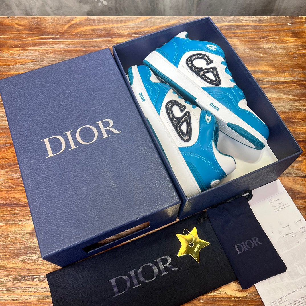 DIOR SNEAKER