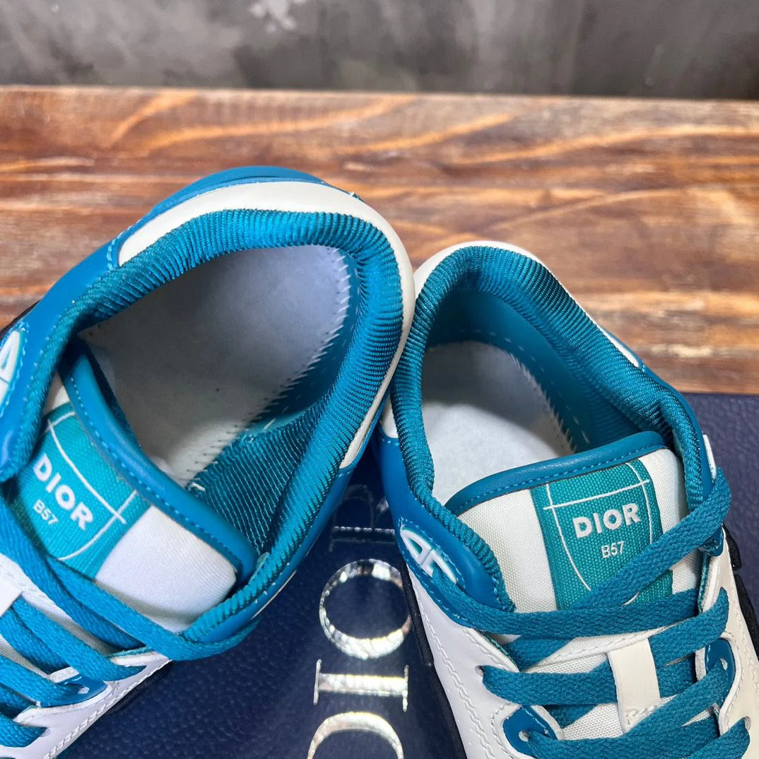 DIOR SNEAKER