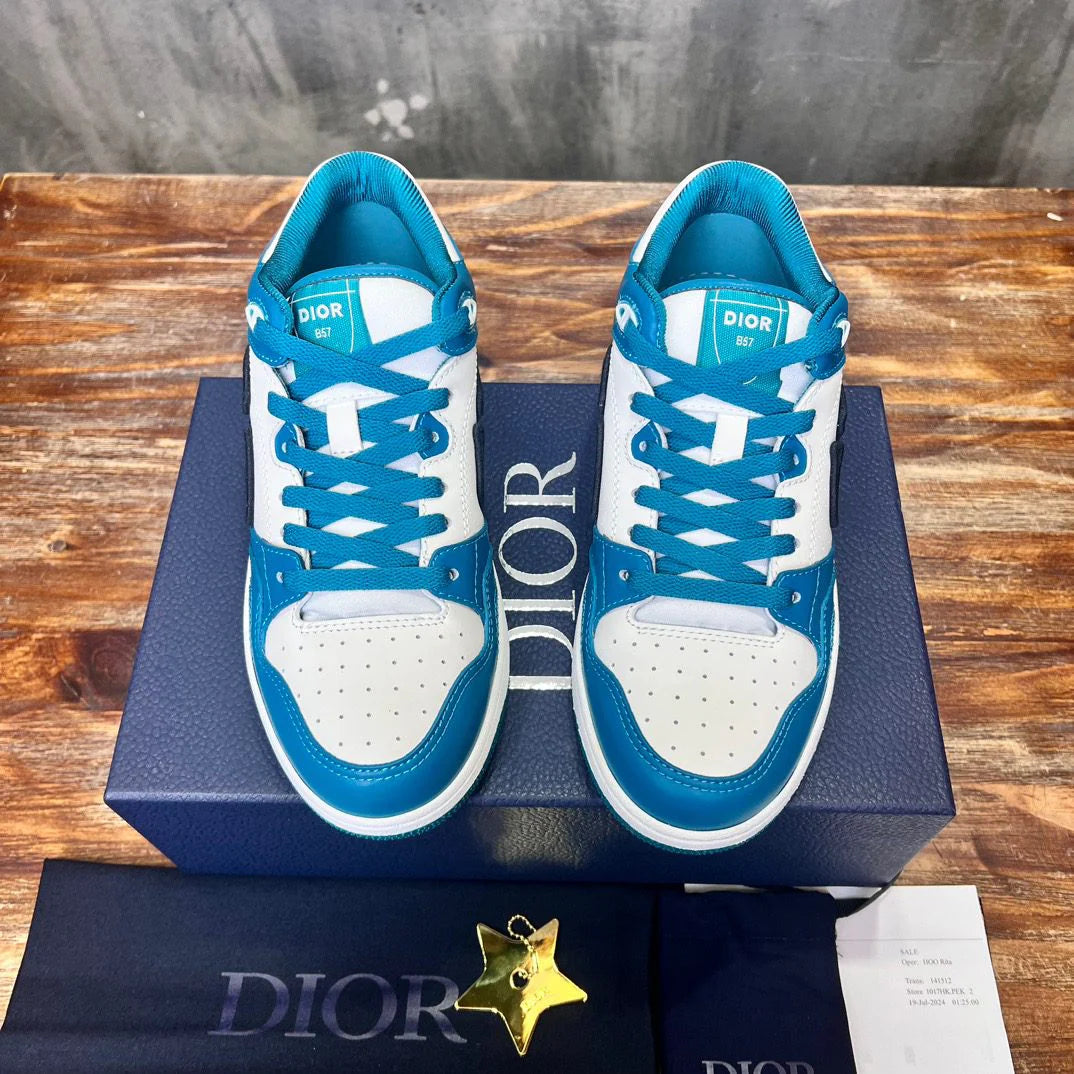 DIOR SNEAKER