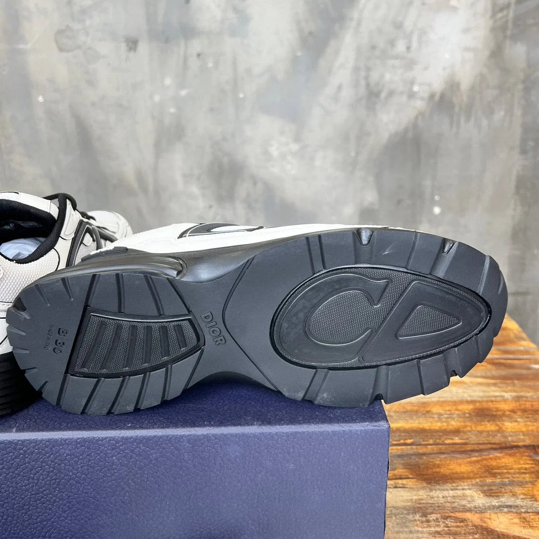 DIOR SNEAKER